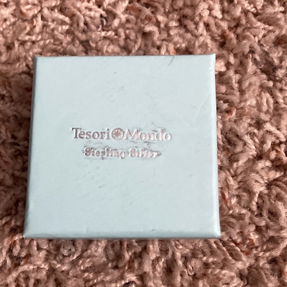 Tesori Mondo Sterling Silver Studs - Picture 4 of 5